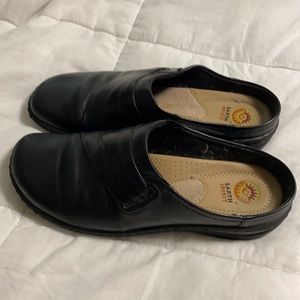 Excellent Condition Earth Spirits